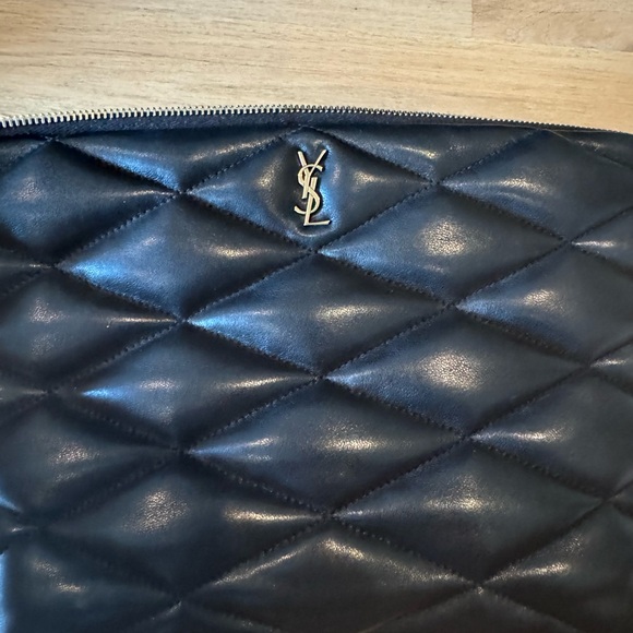YSL Sade Quilted Pouch - Picture 4 of 9
